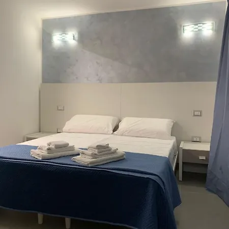 3 Rooms Chiaia Naples Exterior photo